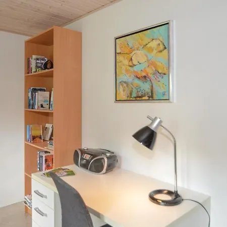 2 Bedroom Beautiful Home In Stege Стеге